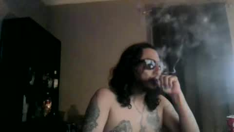 Snapshot of drogoloko233 chatting on April 28, 2:10 am drogo lpkp online show from April 28, 2:10 am