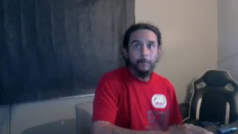 Snapshot of drogoloko233 chatting on August 2, 7:01 pm drogo lpkp online show from August 2, 7:01 pm