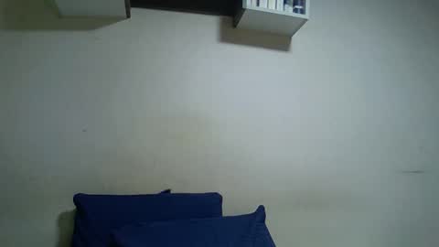 Snapshot of dronae chatting on January 14, 3:01 am dronae online show from January 14, 3:01 am