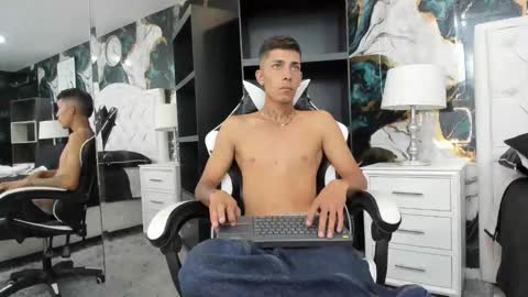 Snapshot of drop_sex chatting on October 30, 3:24 pm Smith Santiago   online show from October 30, 3:24 pm