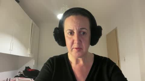 Dr. Resa online show from February 9, 7:51 pm