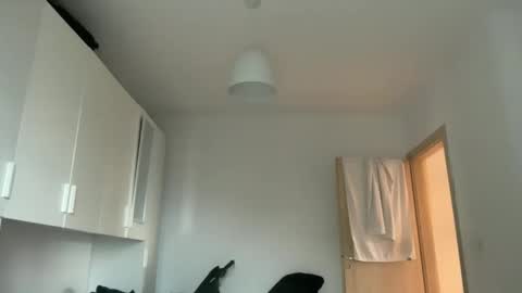 Dr. Resa online show from February 11, 6:29 am