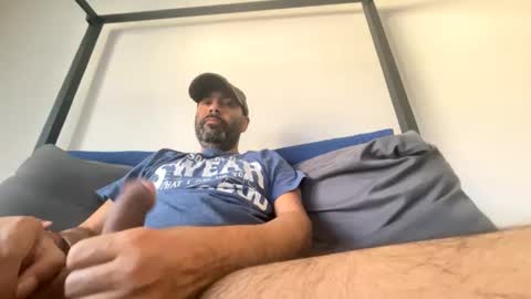 Snapshot of drspunkalott chatting on December 3, 9:01 pm drspunkalott online show from December 3, 9:01 pm