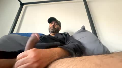 Snapshot of drspunkalott chatting on December 15, 10:26 pm drspunkalott online show from December 15, 10:26 pm