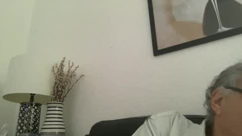 Snapshot of drtony4u222 chatting on December 30, 8:15 pm DrTony4u222100 online show from December 30, 8:15 pm