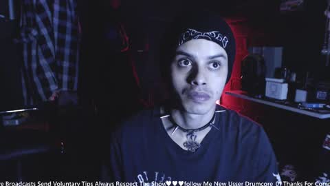 Snapshot of drumcore_01 chatting on December 1, 9:26 pm Drum-Core online show from December 1, 9:26 pm