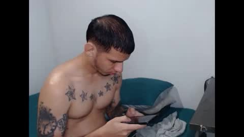 Snapshot of dsanchezz359 chatting on March 2, 11:17 am dsanchezz359 online show from March 2, 11:17 am