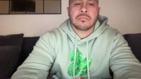 Snapshot of dtfandrecord chatting on February 22, 4:13 am dtfandrecord online show from February 22, 4:13 am