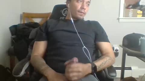 Snapshot of dubz07 chatting on December 25, 9:54 pm dubz07 online show from December 25, 9:54 pm