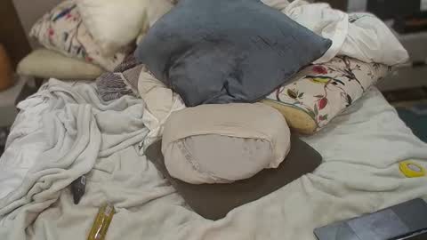 Dude online show from October 28, 5:48 pm