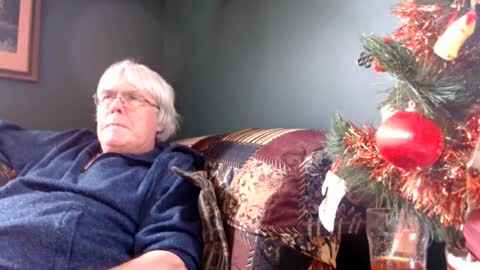 Snapshot of dug38 chatting on December 27, 6:20 pm Doug online show from December 27, 6:20 pm