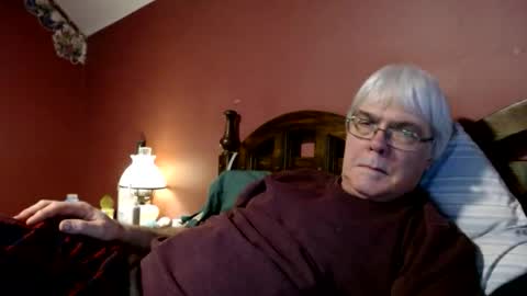 Snapshot of dug38 chatting on February 20, 5:07 pm Doug online show from February 20, 5:07 pm