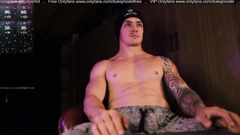 Snapshot of duke_j chatting on January 24, 3:32 am DUKE J online show from January 24, 3:32 am