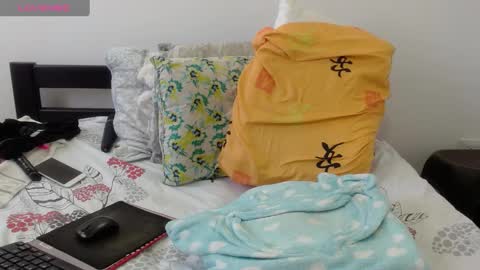 dulce1791 online show from December 10, 1:22 pm