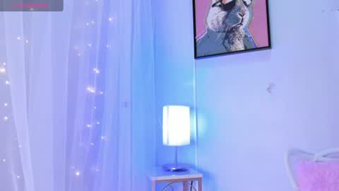 Snapshot of dulce__fiore07 chatting on June 18, 12:09 pm dulce__fiore07 online show from June 18, 12:09 pm
