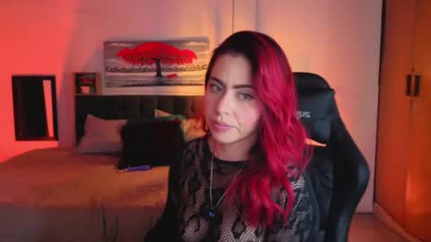 Snapshot of dulce_charlottee chatting on April 30, 5:19 pm DULCE online show from April 30, 5:19 pm