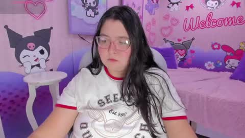 Snapshot of dulce_meow chatting on May 9, 11:48 am Dulce online show from May 9, 11:48 am