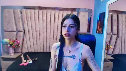 dulce_miiaa online show from November 20, 6:18 pm