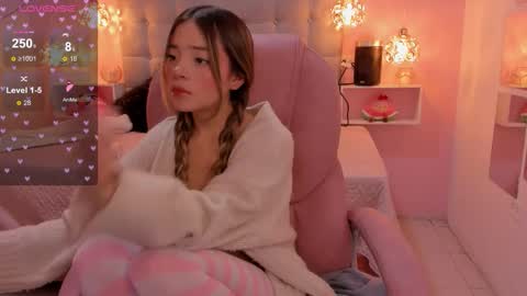 Snapshot of dulce_powl chatting on November 13, 8:08 pm Dulce online show from November 13, 8:08 pm