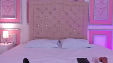 Snapshot of dulce_sweeett chatting on March 3, 5:02 am Dulce online show from March 3, 5:02 am