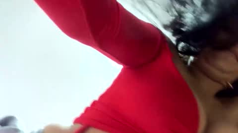 Snapshot of dulcekatty18 chatting on May 9, 1:05 pm dulcekatty18 online show from May 9, 1:05 pm
