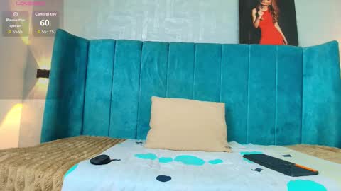 Snapshot of dulcenena_moon chatting on February 16, 11:39 am dulce nena online show from February 16, 11:39 am