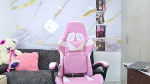 ig stefy 2719 online show from August 8, 12:29 pm
