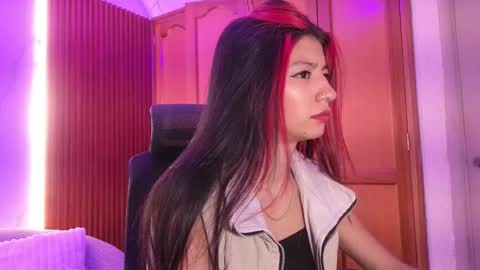 Dulce online show from March 3, 3:01 am