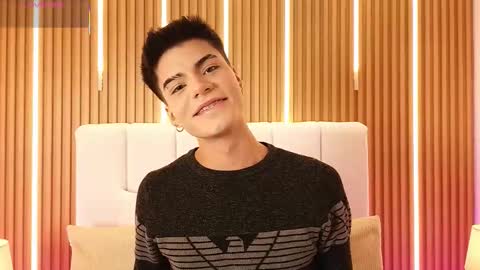 Dulcey online show from March 28, 4:01 am