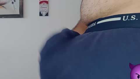 Snapshot of dulses_sabor chatting on December 16, 1:54 pm Neon Ghost online show from December 16, 1:54 pm