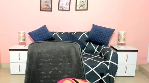 Snapshot of dumble_doree chatting on May 20, 2:51 am dumble_doree online show from May 20, 2:51 am