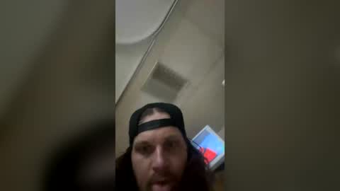 Snapshot of dumptrux69 chatting on June 24, 5:50 am dumptrux69 online show from June 24, 5:50 am