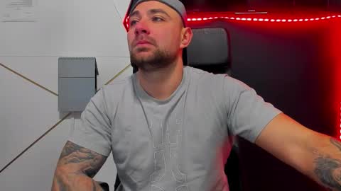 DuncanStone online show from February 25, 5:17 am