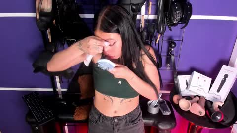 dunnadan_bms online show from December 20, 12:45 pm