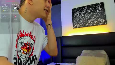 Thomas and Noah online show from October 25, 12:13 pm