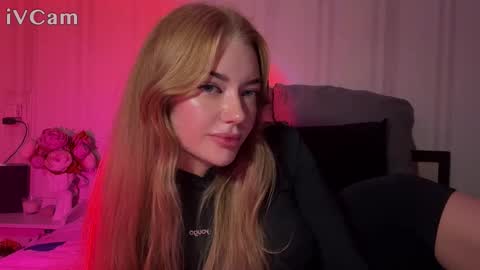 Snapshot of duomystique chatting on October 18, 5:25 pm duomystique online show from October 18, 5:25 pm