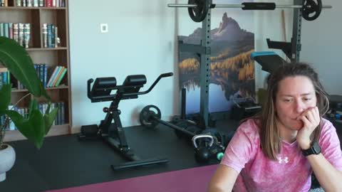 Snapshot of dupka_vibes chatting on February 22, 12:58 pm Dupka online show from February 22, 12:58 pm