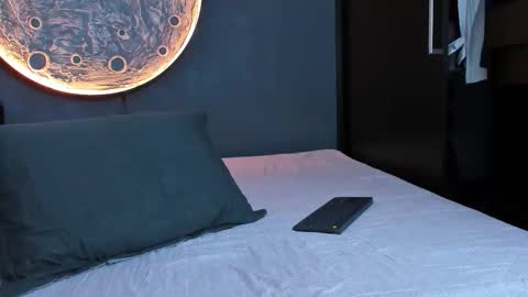 duran_dhikol1 online show from January 15, 2:16 am