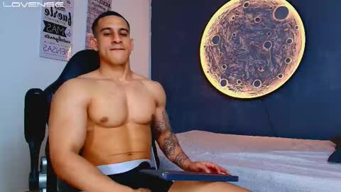 duran_dhikol1 online show from February 27, 3:39 am