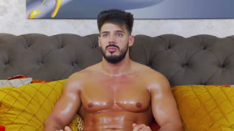 Snapshot of dustinkeent chatting on February 5, 10:01 pm Dustin online show from February 5, 10:01 pm