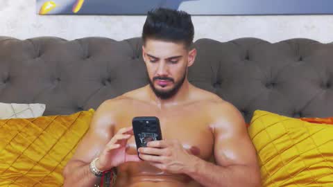 Dustin online show from November 4, 11:04 pm