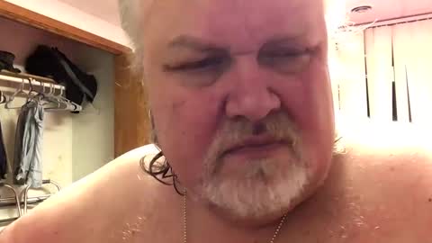 Snapshot of dustyballzer chatting on December 14, 4:12 am Dusty online show from December 14, 4:12 am