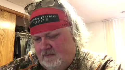 Snapshot of dustyballzer chatting on December 18, 6:35 pm Dusty online show from December 18, 6:35 pm