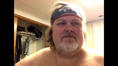 Snapshot of dustyballzer chatting on December 27, 9:43 pm Dusty online show from December 27, 9:43 pm