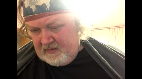 Snapshot of dustyballzer chatting on December 31, 2:40 am Dusty online show from December 31, 2:40 am
