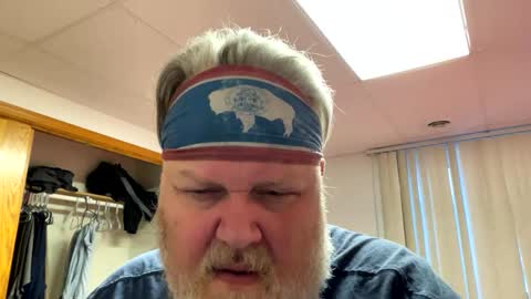 Snapshot of dustyballzer chatting on February 10, 11:34 pm Dusty online show from February 10, 11:34 pm