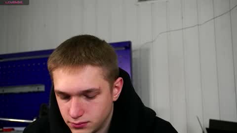 Dustyn online show from January 11, 3:06 pm