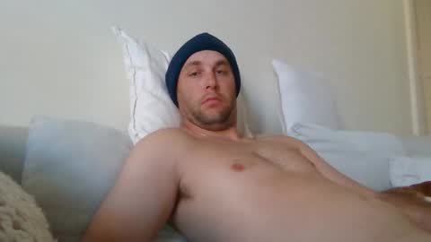 Snapshot of dustyroy09 chatting on October 14, 11:38 pm dustyroy09 online show from October 14, 11:38 pm