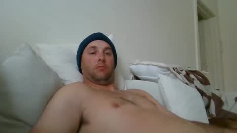 Snapshot of dustyroy09 chatting on November 4, 11:37 pm dustyroy09 online show from November 4, 11:37 pm