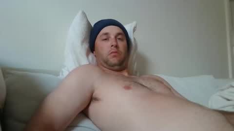 dustyroy09 online show from March 2, 11:00 pm